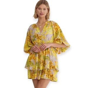 NWT Entro Yellow Floral Print V-Neck Half Sleeve Mini Romper Size Medium Boho